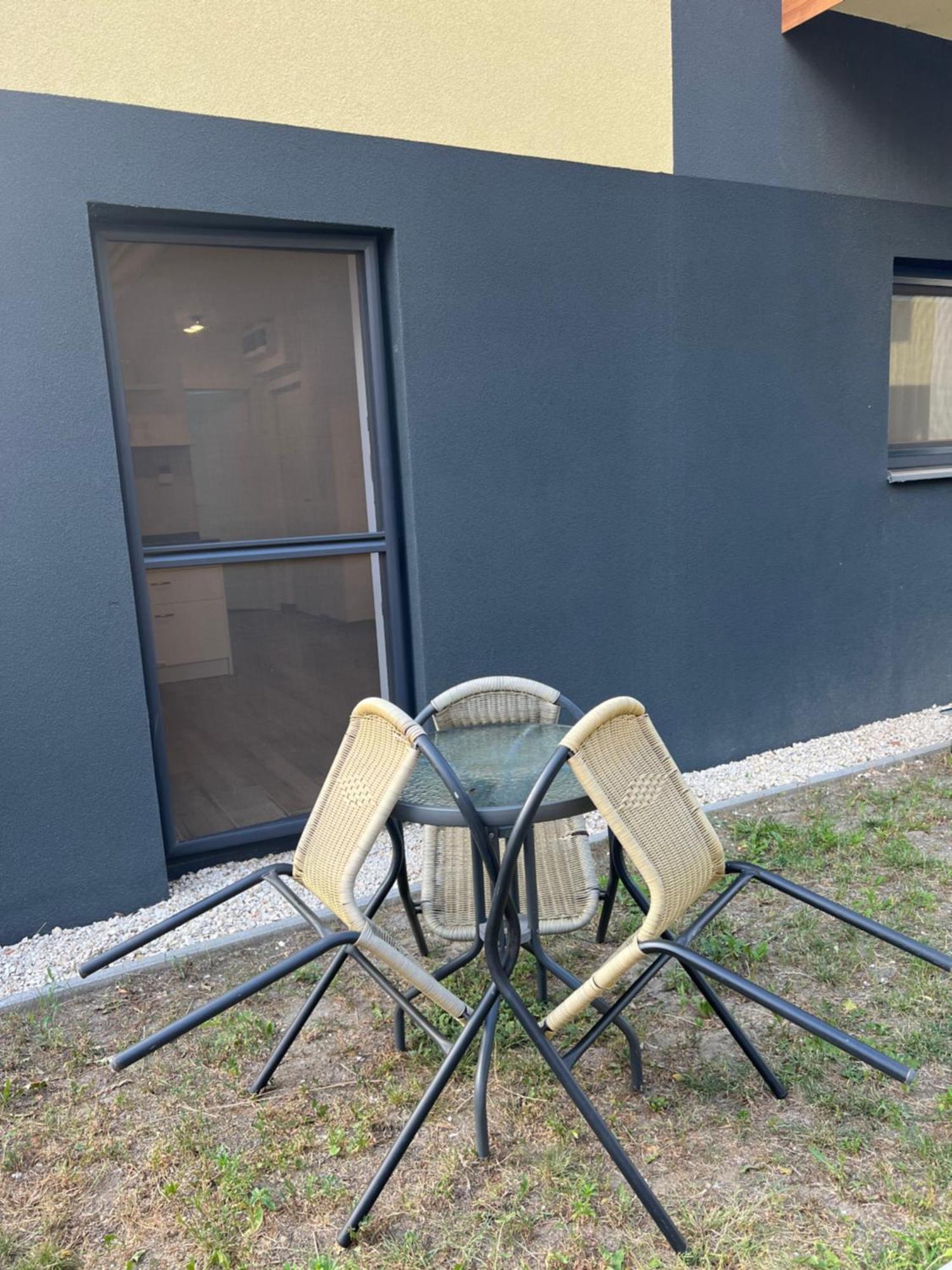 Modern Apartman Szeged Buitenkant foto